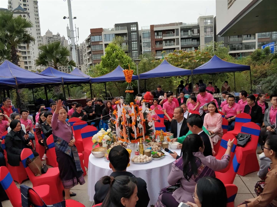 老撾駐南寧總領(lǐng)事館2018年新年拴線祝福儀式現(xiàn)場(chǎng)